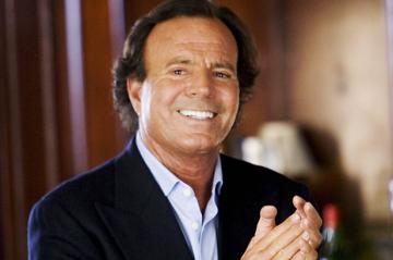 Buy tickets for Julio Iglesias Julio Iglesias