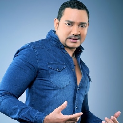 Buy tickets for FRANK REYES FRANK REYES