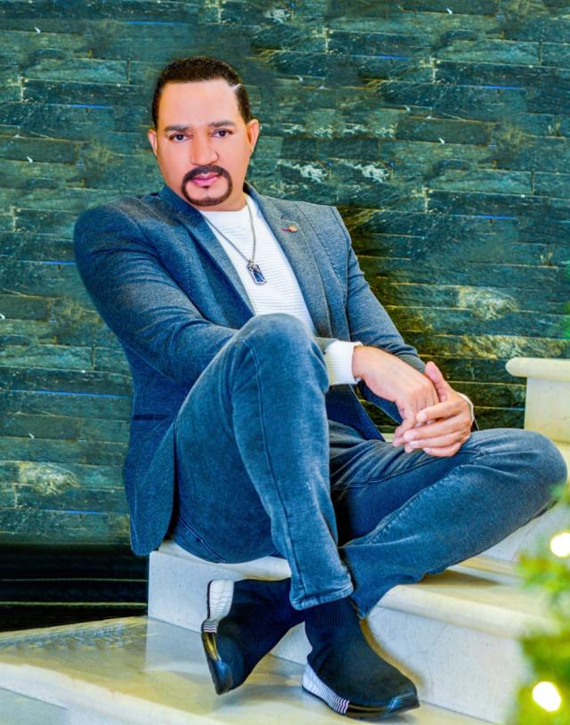 Buy tickets for FRANK REYES FRANK REYES