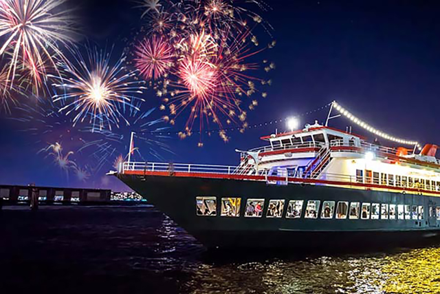 Buy tickets for July 4th Weekend Dance the Wave NYC Cabana Yacht Cruise 2022 July 4th Weekend Dance the Wave NYC Cabana Yacht Cruise 2022