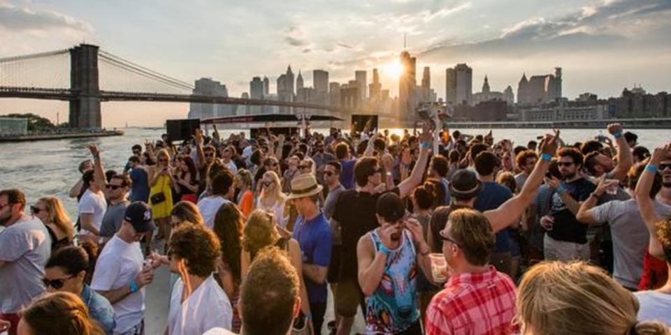 EDM Techno House NYC Sunday Sunset Jewel Yacht Party Summer Cruise 2023